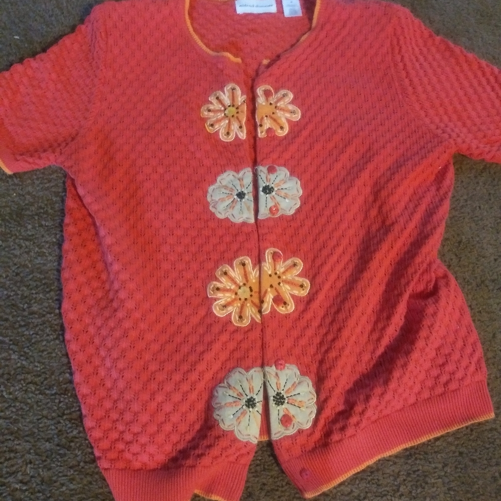 Saffron Alfred Dunner over the shoulder